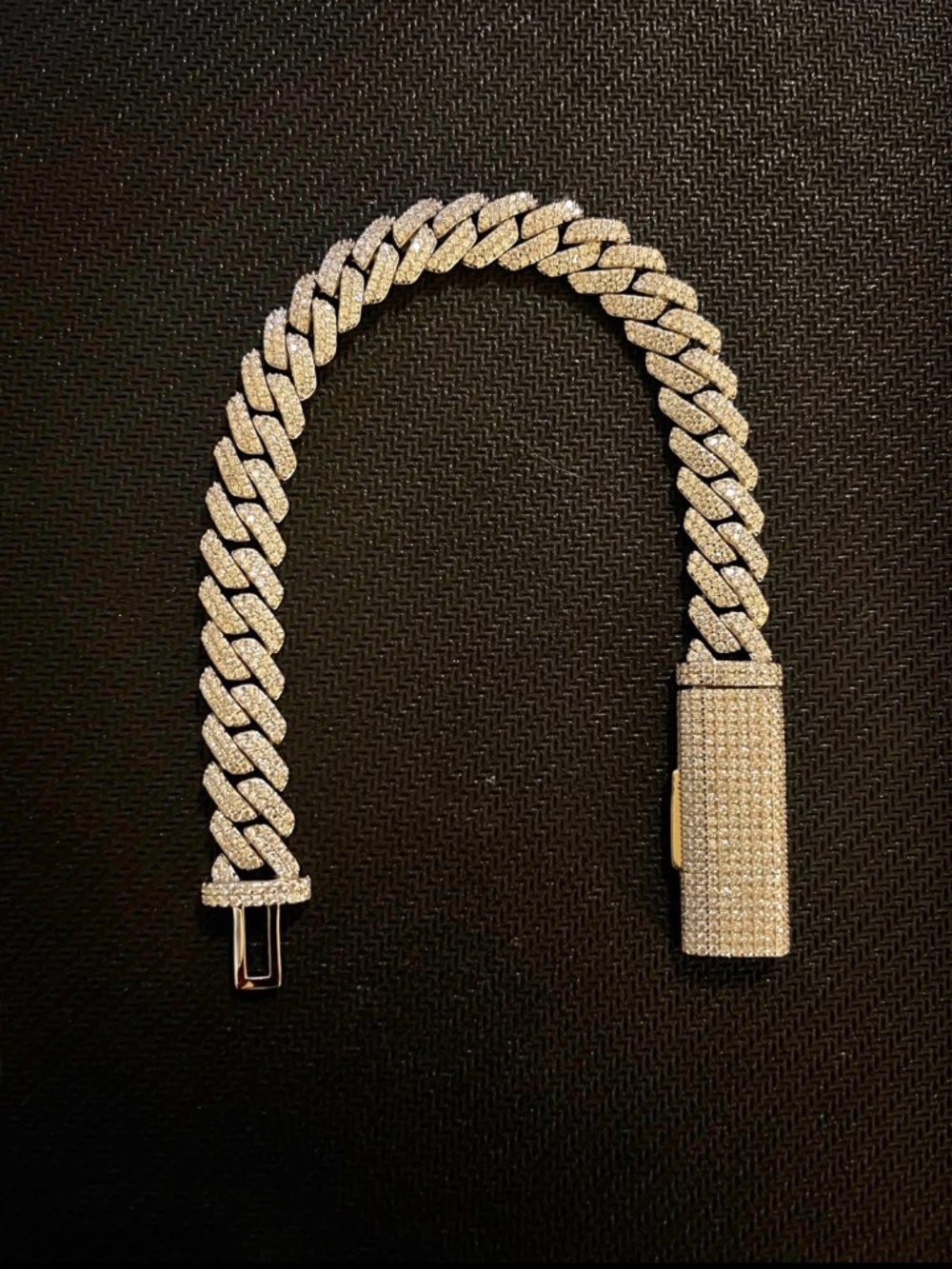 VVS1 Moissanite Cuban Bracelet - Picture 4 of 5